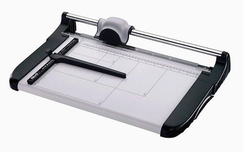 CIZALLA de RODILLO YOSAN 670
Corte: Longitud 670mm