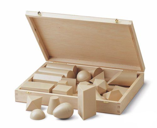 JUEGO DIDACTICO ESTUCHE CUERPOS GEOMETRICOS DE PLA